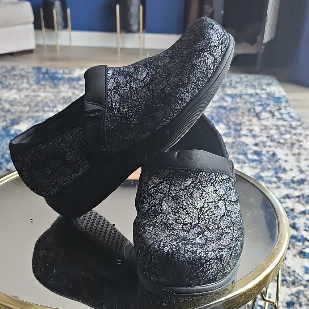 SoftWalk Black Lace Mules